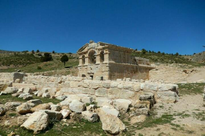 ADANA'DA GEZİLECEK TARİHİ YERLER