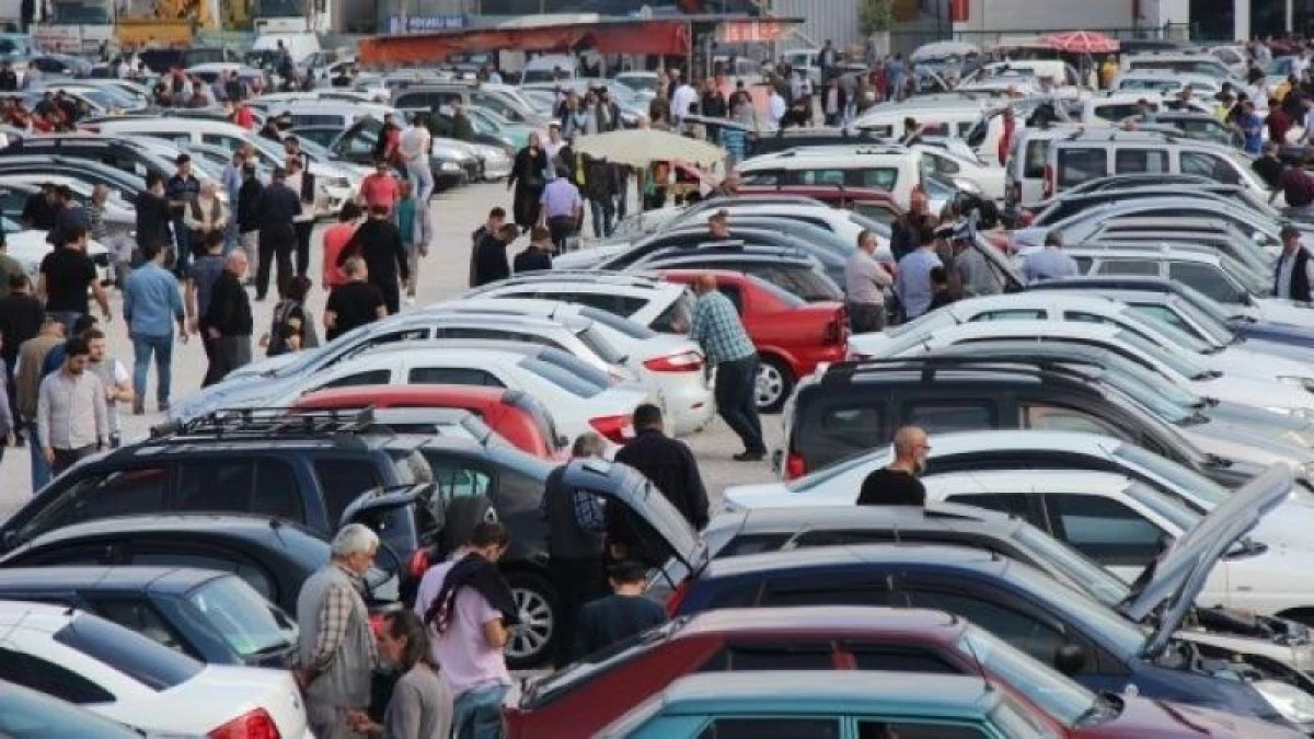 235 BİN TL'YE ALDIĞI OTOMOBİLİNİ SATMAK İSTEYEN VATANDAŞ HAYATININ ŞOKUNU YAŞADI 