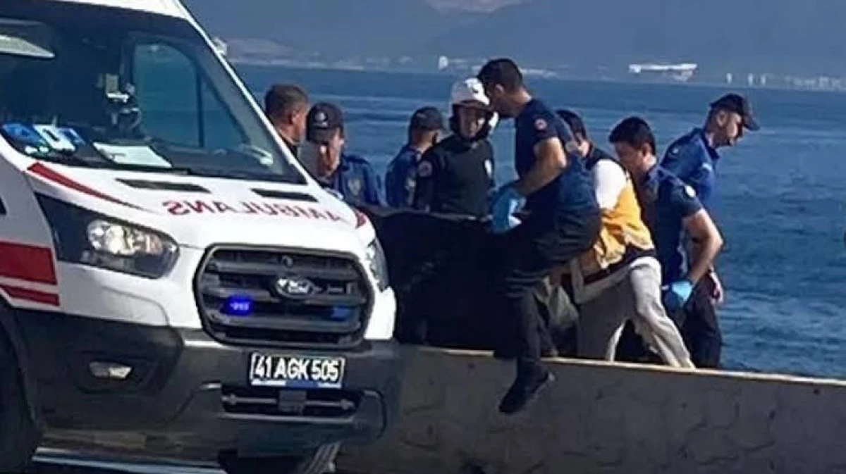 3 KARDEŞ SAHİLDE &Ouml;L&Uuml; BULUNDU, KAYIP 4. KARDEŞTEN HABER VAR