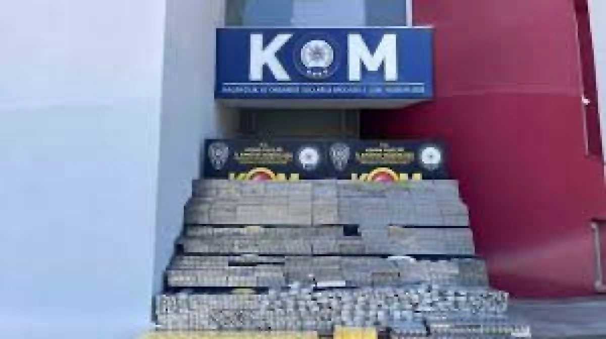 Adana'da 18 Bin 700 Paket Gümrük Kaçağı Sigara Ele Geçirildi