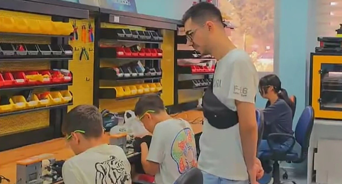 ADANA'DA 'DENEYAP YAZ OKULU' BAŞLADI