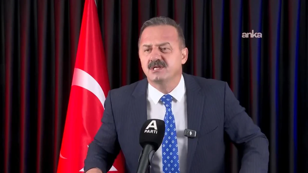 AĞIRALİOĞLU'NDAN &Ccedil;ER&Ccedil;EVE YASA A&Ccedil;IKLAMASI: "YA REFERANDUM YA ERKEN SE&Ccedil;İM"