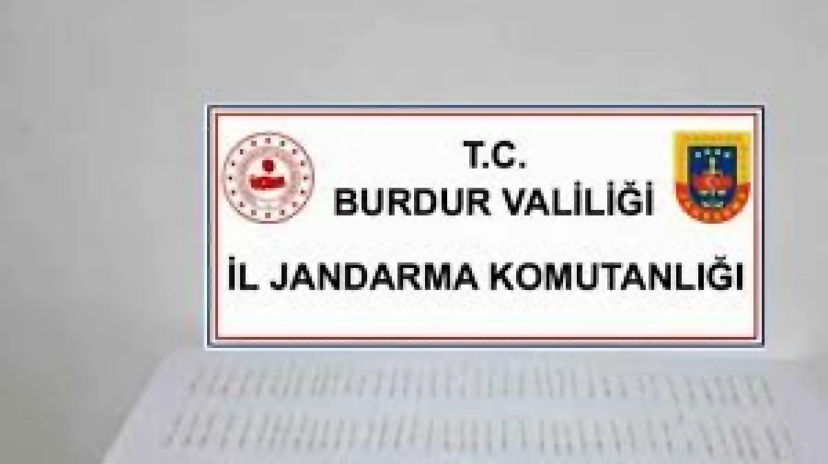 Burdur'da Kobra Yılanı Zehiri Operasyonu: 5 Gözaltı