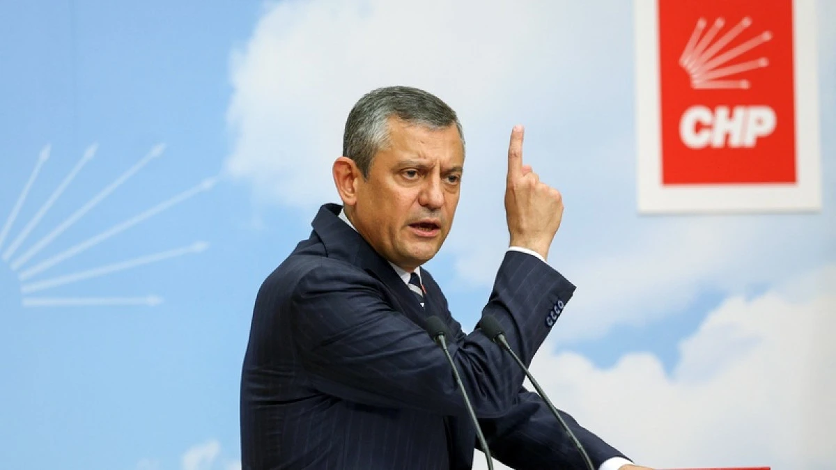  CHP LİDERİ ÖZEL'E AKIN GÜRLEK'E YÖNELİK SÖZLERİNDEN DOLAYI SORUŞTURMA 