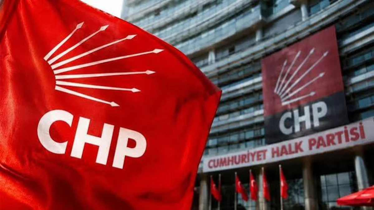CHP Y&Uuml;KSEK DİSİPLİN KURULU, YENİ PARTİ&rsquo;YE KATILAN 9 MİLLETVEKİLİNİN DOSYASINI İŞLEMDEN KALDIRDI