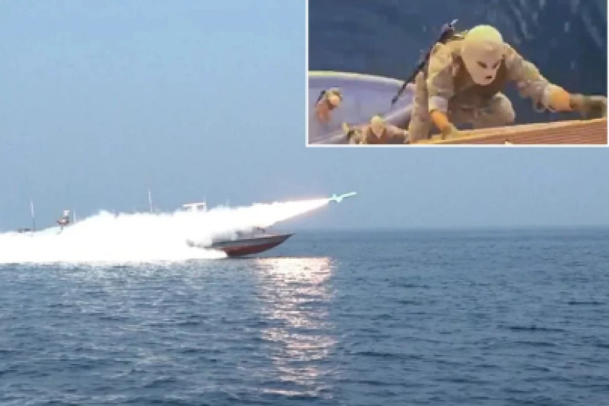 İRAN,2 GEMİYE EL KOYDUĞU OPERASYONUN G&Ouml;R&Uuml;NT&Uuml;LERİ YAYINLANDI