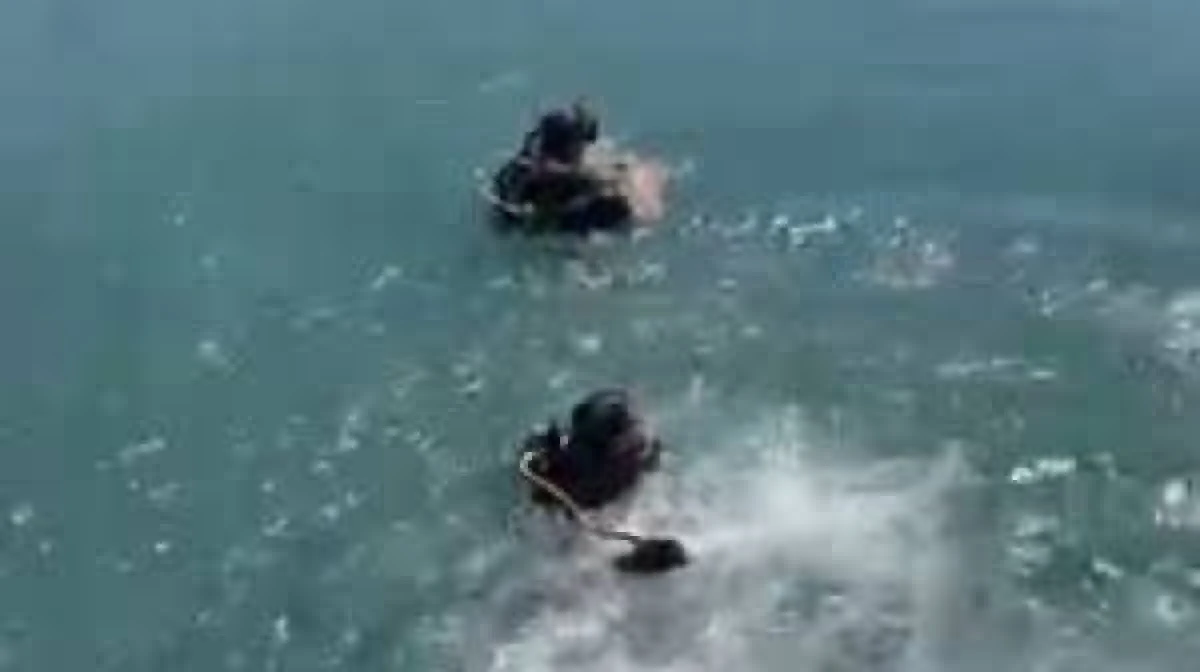 Kanala düşen cep telefonunu bulmak isterken hayatından oldu