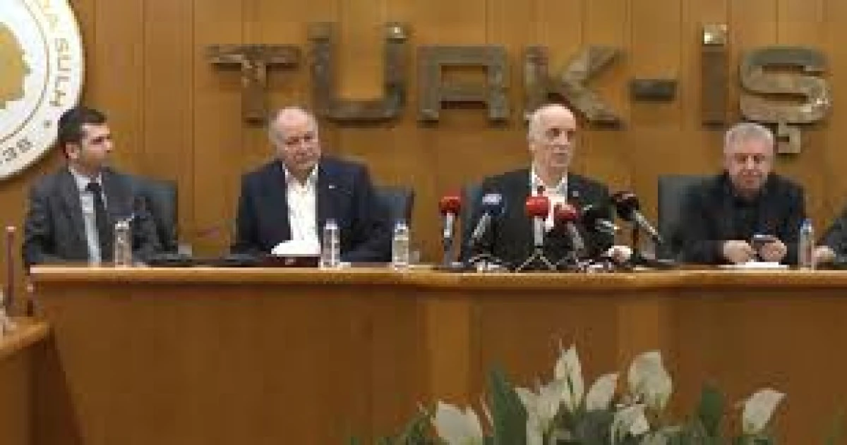 KOMİSYONDA T&Uuml;RK-İŞ KRİZİ! ASGARİ &Uuml;CRET TOPLANTISINDA BİR İLK YAŞANABİLİR