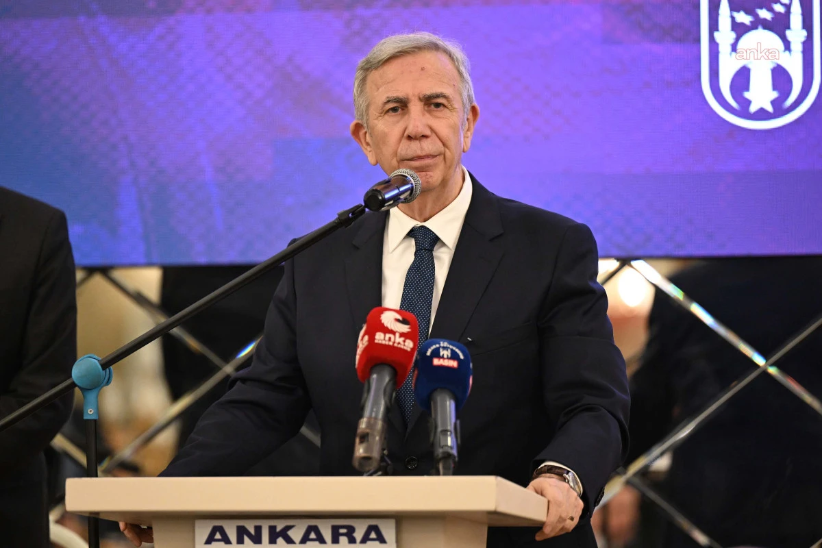MANSUR YAVAŞ'TAN PARTİ DEĞİŞTİRECEĞİ İDDİALARINA İLİŞKİN A&Ccedil;IKLAMA