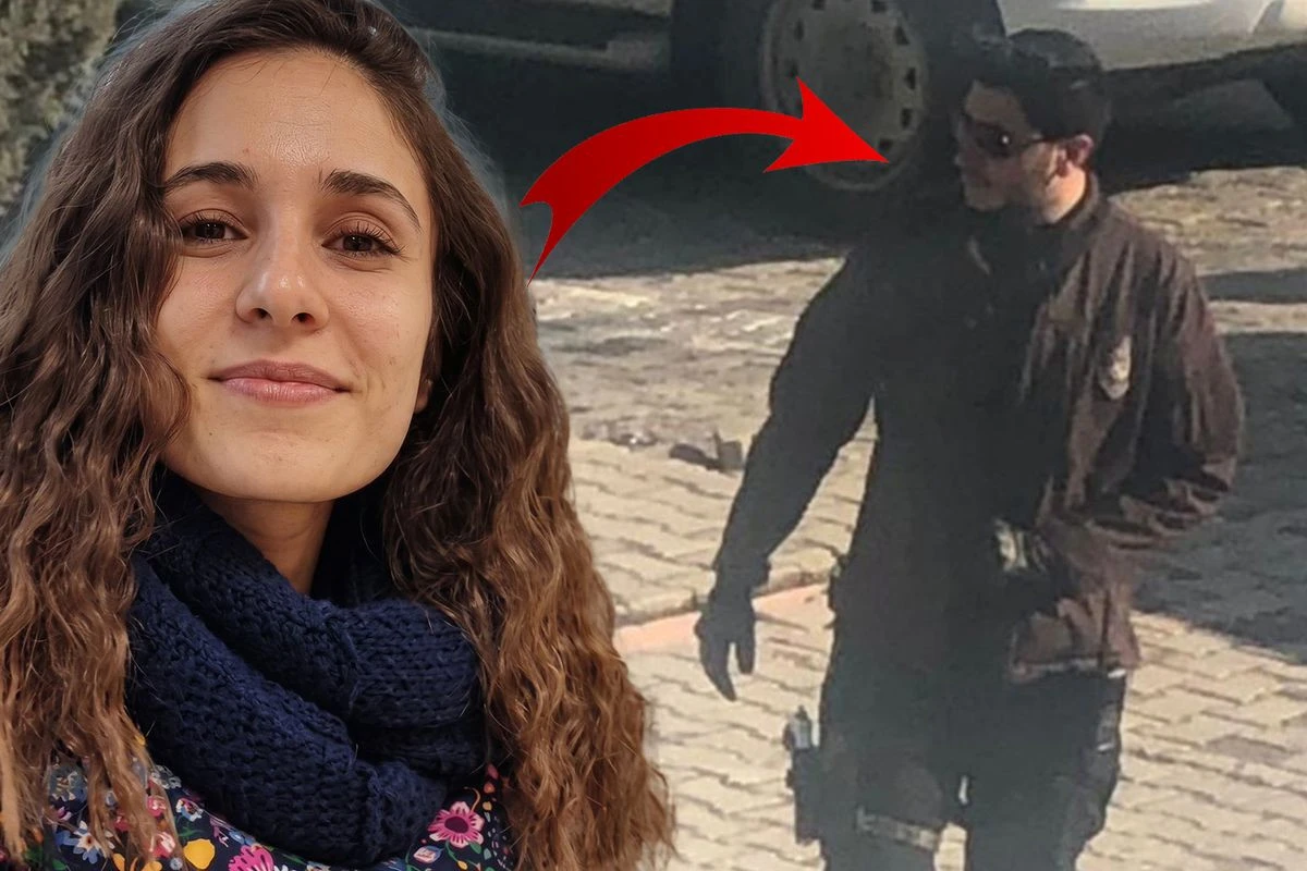 'SİLAHLARA MERAKIM YOK'DİYEN MUSTAFA T&Uuml;RKAY SONEL'İN SİLAHLI FOTOĞRAFI ORTAYA &Ccedil;IKTI