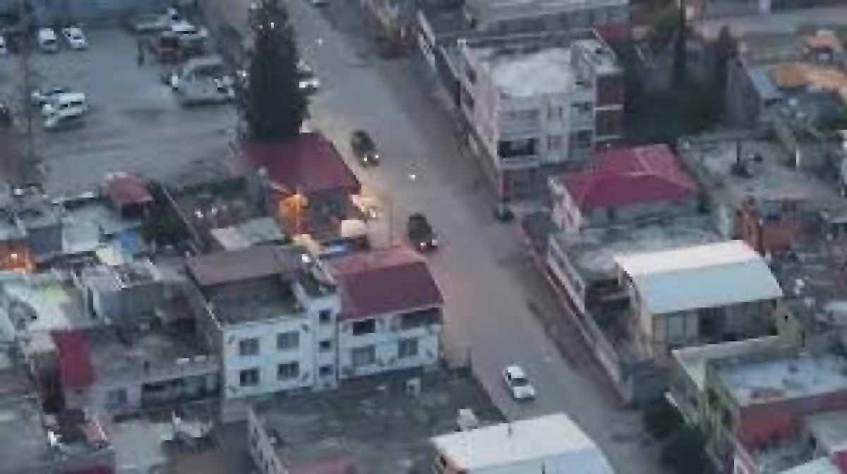 TORBACILARA ŞAFAK OPERASYONU: 15 G&Ouml;ZALTI