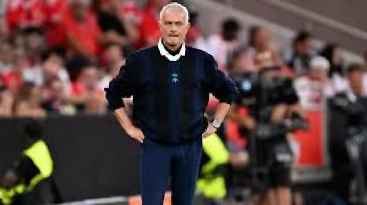 YOK ARTIK MOURİNHO' FENERBAHÇE'NİN HAYALLERİNİ YIKAN TAKIMIN BAŞINA GEÇTİ