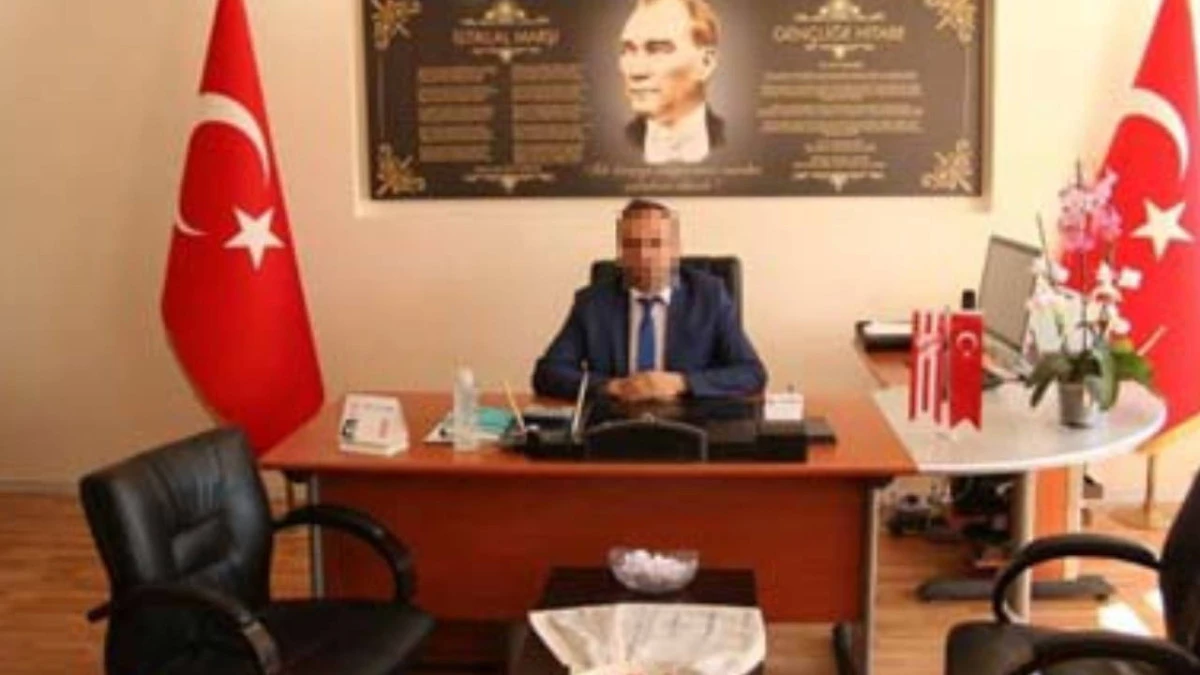 YURTDIŞI PROGRAMINDA 'USULS&Uuml;ZL&Uuml;K'İDDİASI:OKUL MJ&Uuml;D&Uuml;R&Uuml; G&Ouml;REVDEN ALINDI