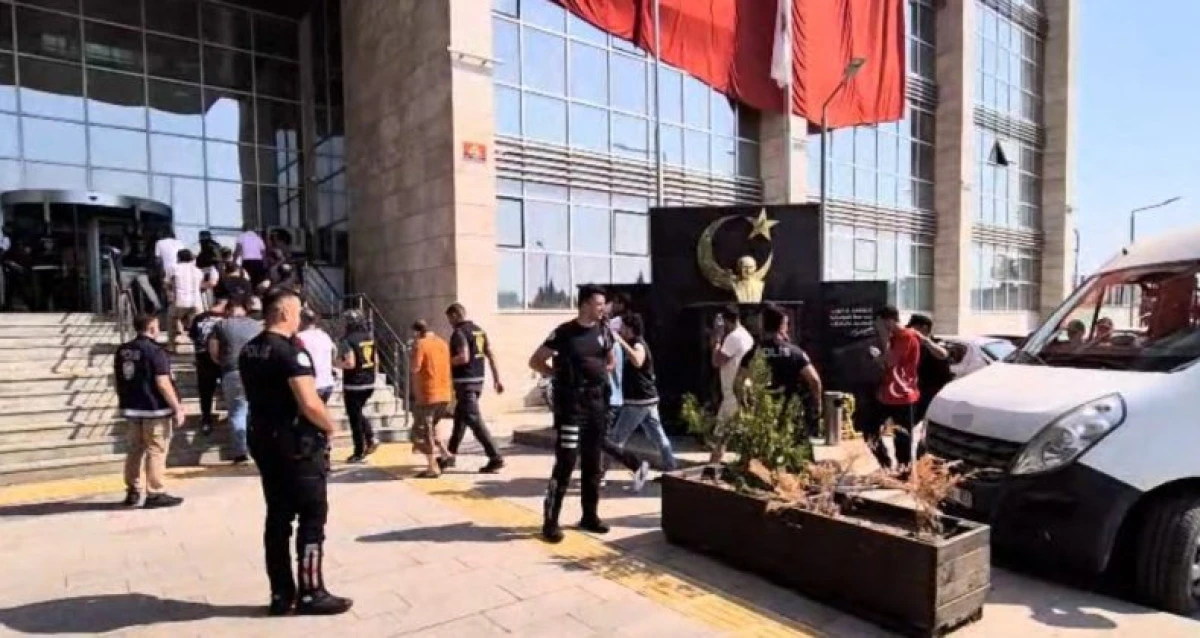 Mersin'de fuhuş operasyonunda 19 tutuklama