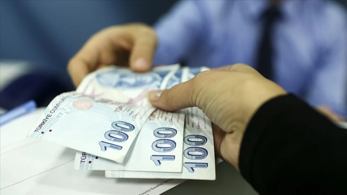 MİLYONLARCA MEMUR VE EMEKLİYİ İLGİLENDİREN ZAM KARARI RESMİ GAZETE'DE