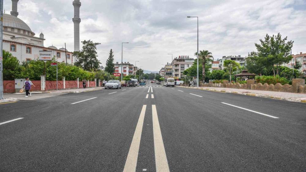 ANTALYALI HAKKI ÇAVUŞ CADDESİ’NE YENİ İMAJ
