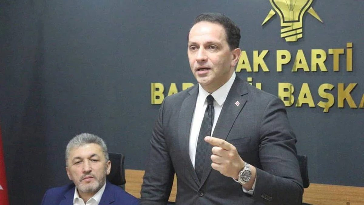 MÜCAHİT BİRİNCİ'DEN AKP'YE 'YAVAŞ' VE 'BUTLAN' UYARISI: 'ÇOK ACİL ŞEKİLDE DEMOKRATİK VE ÖZGÜRLÜKÇÜ KODLARIMIZA GERİ DÖNMELİYİZ'