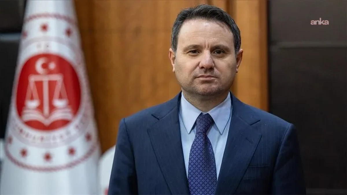 ADALET BAKANI GÜRLEK: "MUHSİN YAZICIOĞLU SORUŞTURMASINDA 10 İLDE DÜZENLENEN OPERASYONLARDA 25 KİŞİ GÖZALTINA ALINDI"
