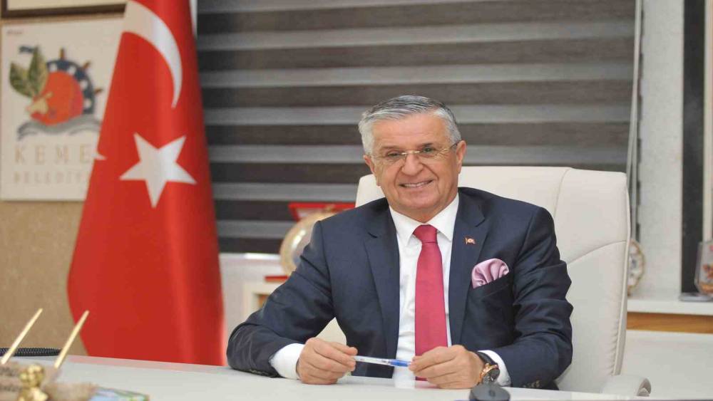 KEMER BELEDİYESİ’NDEN ÜNİVERSİTE ÖĞRENCİLERİNE BİN 200 LİRALIK EĞİTİM DESTEĞİ