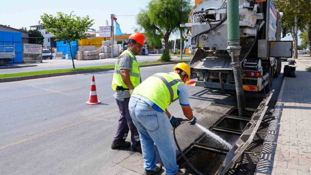 MESKİ, ANİ SEL BASKINLARINA KARŞI ÖNLEMLER ALIYOR