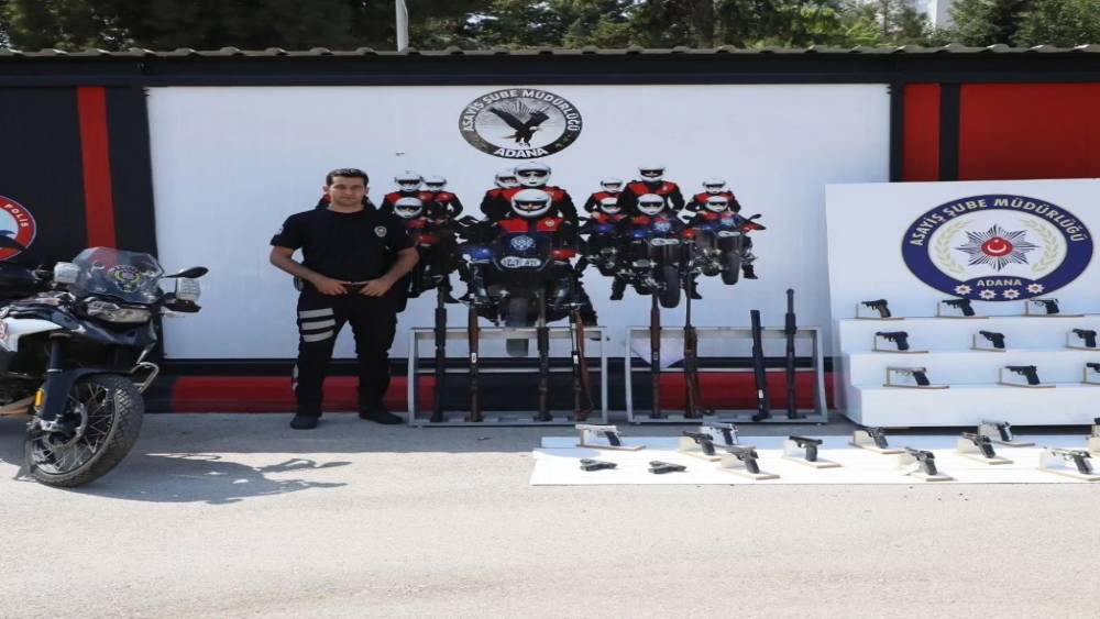 ADANA’DA BİR HAFTADA 136 RUHSATSIZ SİLAH ELE GEÇİRİLDİ
