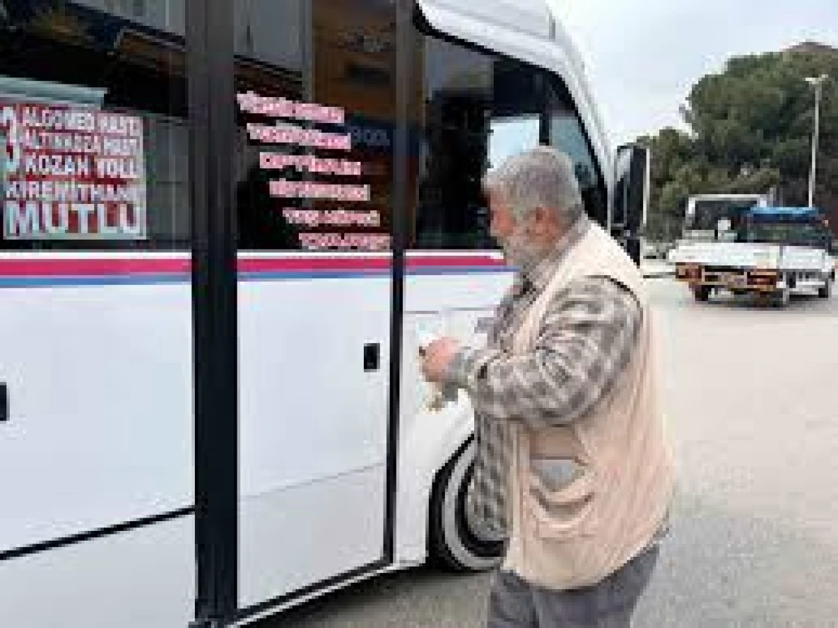 DOLMUŞ VE OTOBÜSLERE BOZUK PARA TEMİNİ MESLEĞİ OLDU