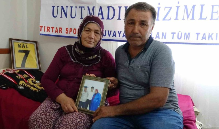 BAYRAM VE BABALAR GÜNÜNDE EVLAT ACISI YAŞADI: 40 GÜNDÜR FİRARDA OLAN SÜRÜCÜNÜN YAKALANMASINI İSTEDİ