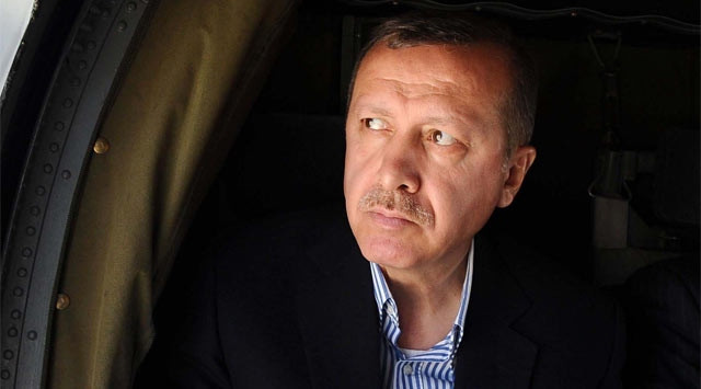 CUMHURBAŞKANI ERDOĞAN CANLI YAYIN SIRASINDA RAHATSIZLANDI