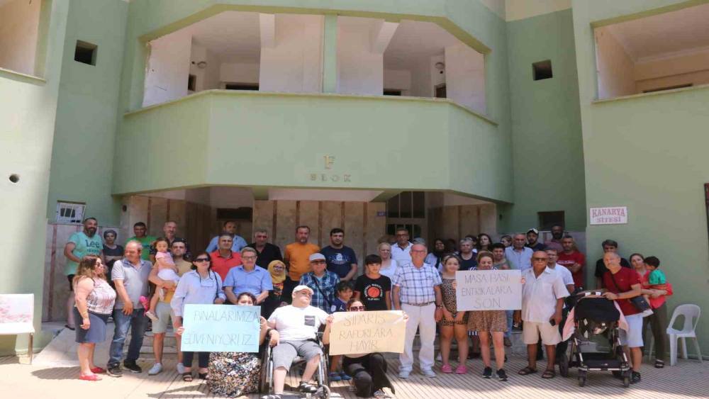 Antalya’da tapusu olmayan 66 daireden oluşan 26 yıllık siteye mahkemeden yıkım kararı