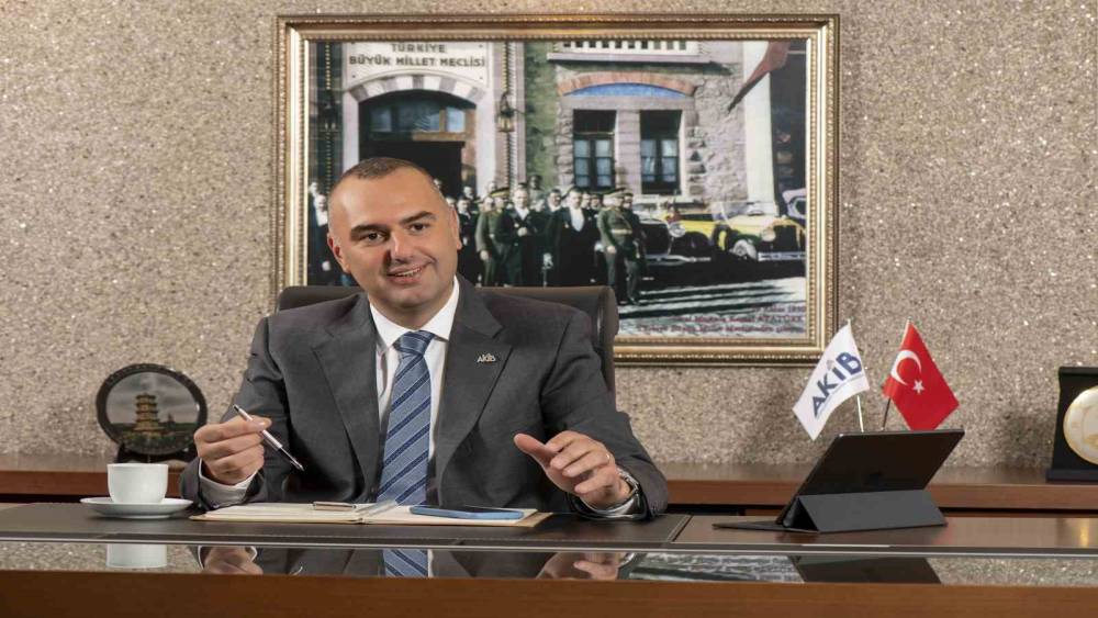 TÜRKİYE’NİN İLK YARI YAŞ MEYVE SEBZE İHRACATI 1,69 MİLYAR DOLARI AŞTI