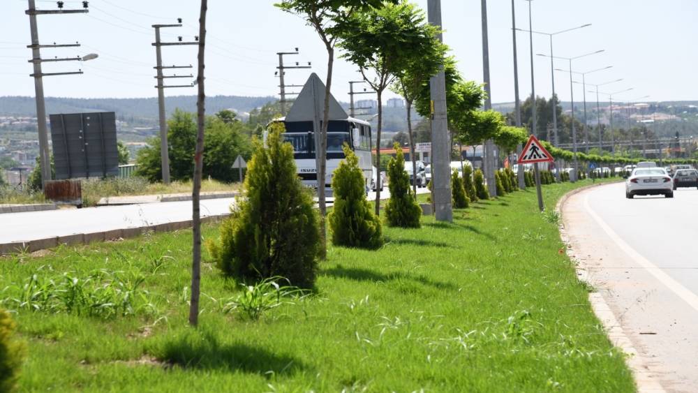 OSMANİYE’NİN GİRİŞ-ÇIKIŞ GÜZERGAHI GÜZELLEŞİYOR