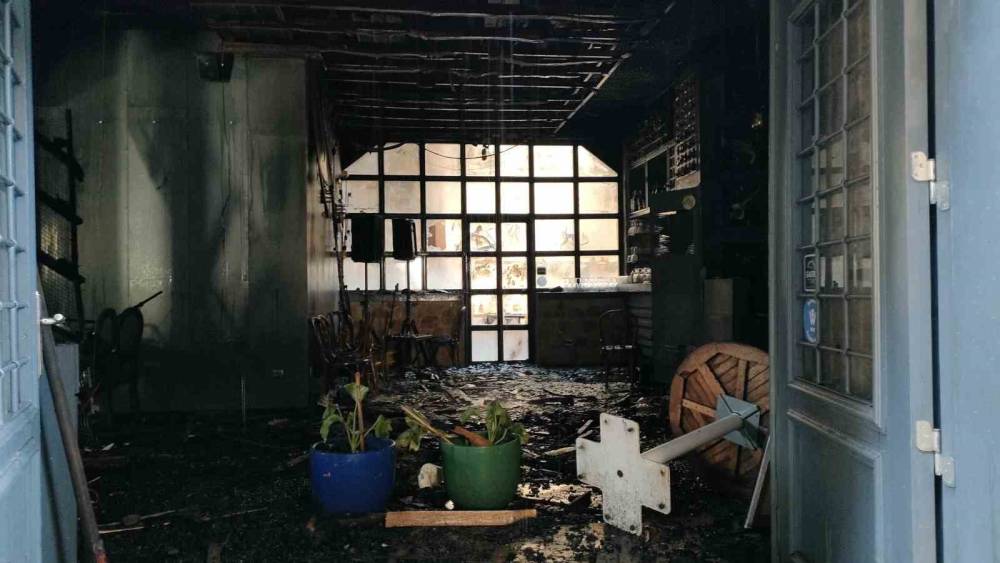 ANTALYA’DA BUTİK OTELDE YANGIN: 2 TURİST ÖLDÜ, 12 YARALI