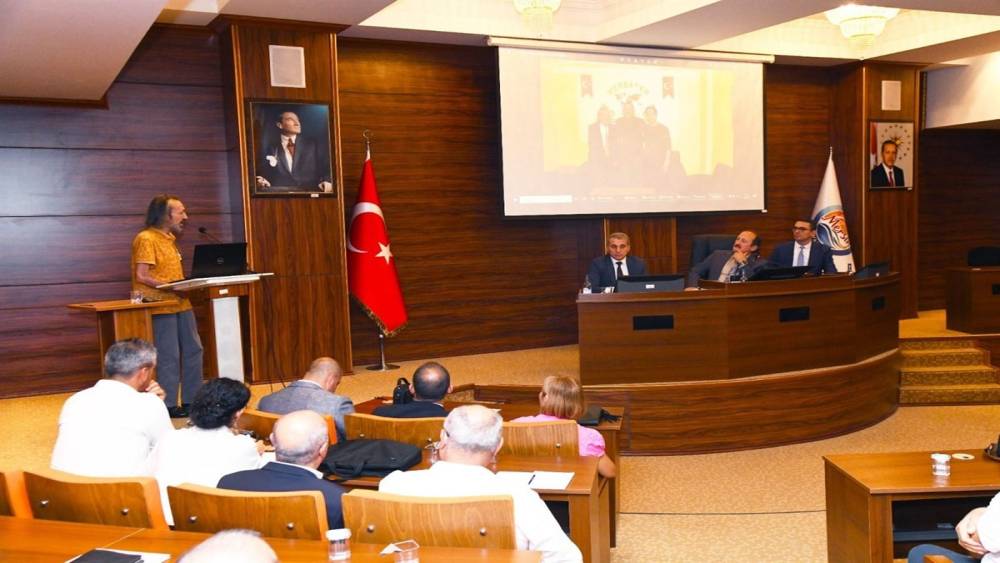 BAĞIMLILIKLA MÜCADELE TOPLANTISI VALİ PEHLİVAN BAŞKANLIĞINDA YAPILDI