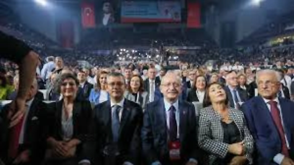 CHP KURULTAYININ İPTALİ DAVASI 30 HAZİRAN'A ERTELENDİ