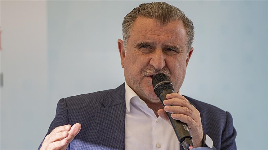 40 YIL SONRA ALTINSIZ OLİMPİYAT! SPOR BAKANI OSMAN AŞKIN BAK, TOPU FEDERASYONLARA ATTI