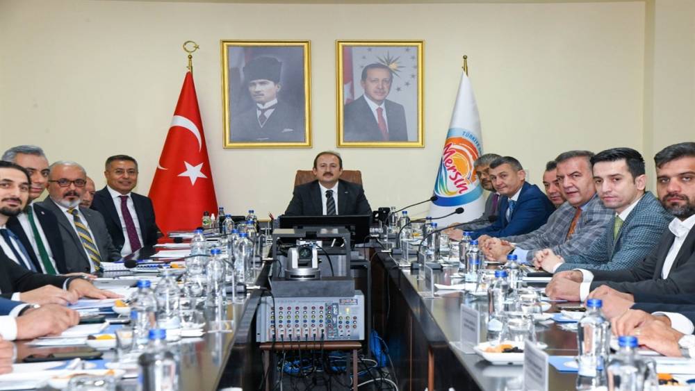 VALİ PEHLİVAN: "MERSİN’İ BİLİŞİM KENTİ HALİNE GETİRMEK İSTİYORUZ"
