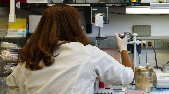 AstraZeneca Kovid-19'a karşı denemelerine başladı