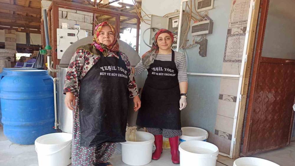 KAHRAMANMARAŞ’TA GENÇ GİRİŞİMCİ 3-4 KOVA YOĞURTLA BAŞLADI, ŞİMDİ KENDİ MARKASINI OLUŞTURDU