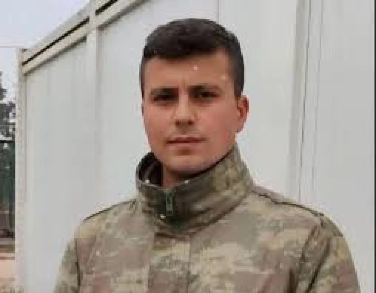 Şehit Topçu Uzman Çavuş Servet Ökkeş Çakır'ın Naaşı Osmaniye'ye Uğurlandı