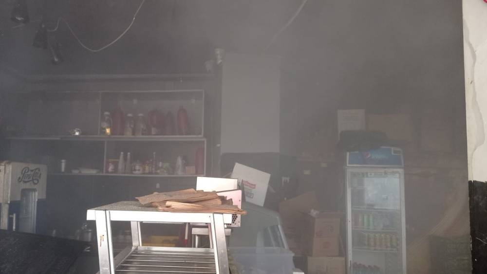 Tarsus’ta kafede çıkan yangın maddi hasara neden oldu