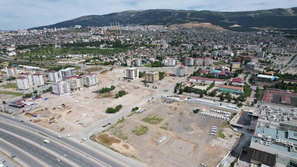 DEPREMDE BU MAHALLEDE 4 BİN 500 KİŞİ HAYATINI KAYBETTİ