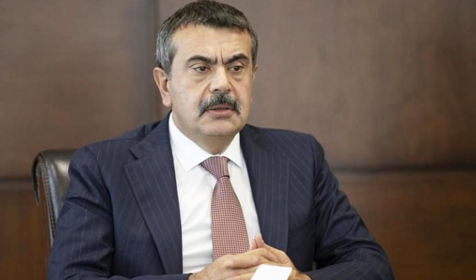 MEB'İN RESTİ ÇEKTİĞİ 2 OKULLA İLGİLİ KARAR VERİLDİ: TÜRK ÖĞRENCİ KAYDI YAPILMAYACAK