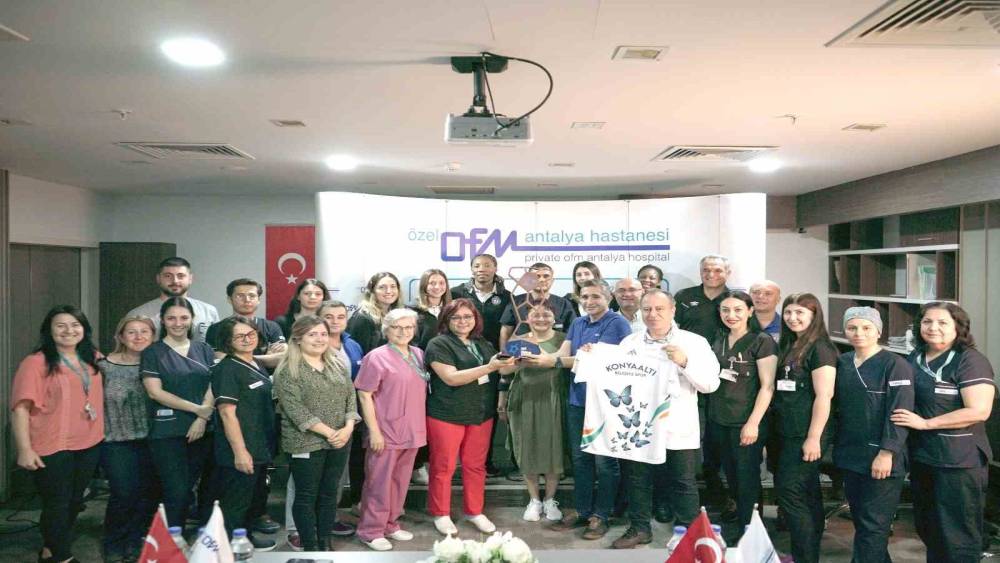 AVRUPA ŞAMPİYONLARINDAN OFM HASTANESİ’NE KUPALI ZİYARET!