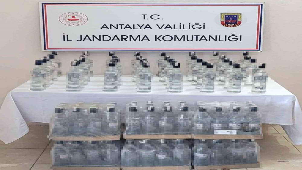 KEMER’DE JANDARMADAN KAÇAK İÇKİ OPERASYONU