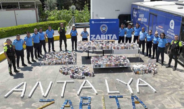 ANTALYA BÜYÜKŞEHİR ZABITASI 5 BİN 807 ADET SAHTE PARFÜME EL KOYDU