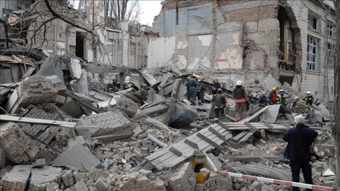 RUSYA, UKRAYNA'NIN BİRÇOK ŞEHRİNİ FÜZELERLE VURDU! EN AZ 20 KİŞİ ÖLDÜ, 50'DEN FAZLA YARALI VAR