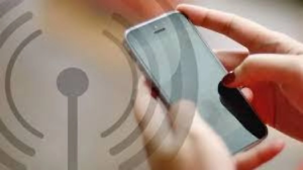 İSPANYA'DA MOBİL ŞEBEKELER ÇÖKTÜ