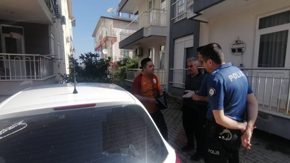 ŞAMPİYONLUK KUTLAMASININ SABAHINDA ARACININ BAŞINDA POLİSLERİ GÖRÜNCE ŞAŞKINA DÖNDÜ