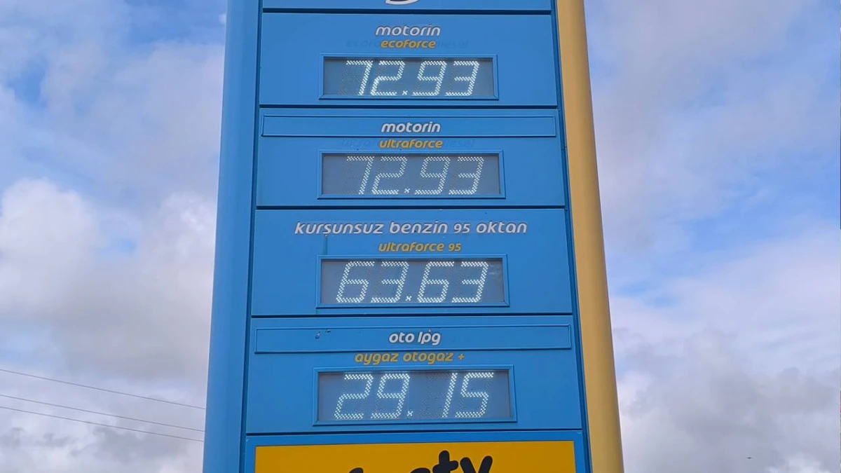 OSMANİYELİ ÇİFTÇİLERDEN MAZOT ZAMMINA TEPKİ: ARTIK YETER BIKTIK BU İŞTEN