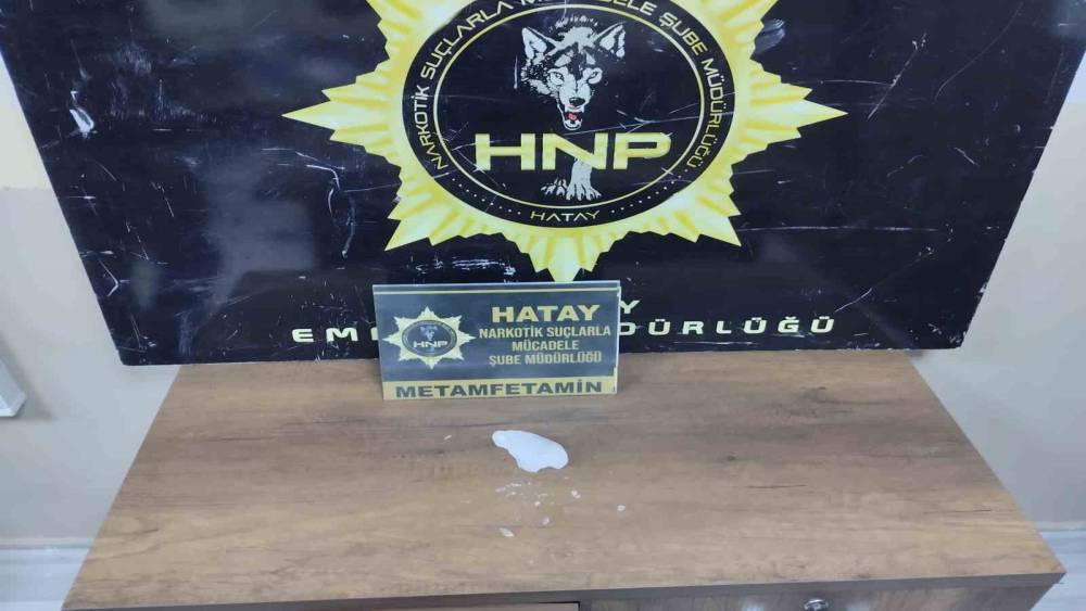 HATAY’DA BİR ŞÜPHELİ METAMFETAMİNLE YAKALANDI